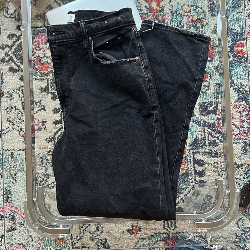 ABERCROMBIE ANKLE STRAIGHT JEANS size 28